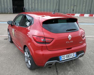 Essai clio rs 4 - clio rs face ar