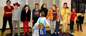 Aude de Rouffignac et ses jeunes interpretes de molière