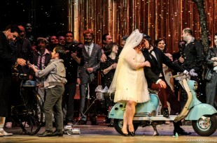 Le mariage de Norina et d'Ernesto en présence du docteur Malatesta-Don Pasquale de Donizetti par Stéphane Roche-Théâtre du Capitole (saison 2012-2013)-Toulouse, France-Avril 2013-Christophe Carugati