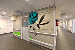 Un duo d’artistes, vient d’enchanter  l’hôpital pédiatrique de la Timone à Marseille