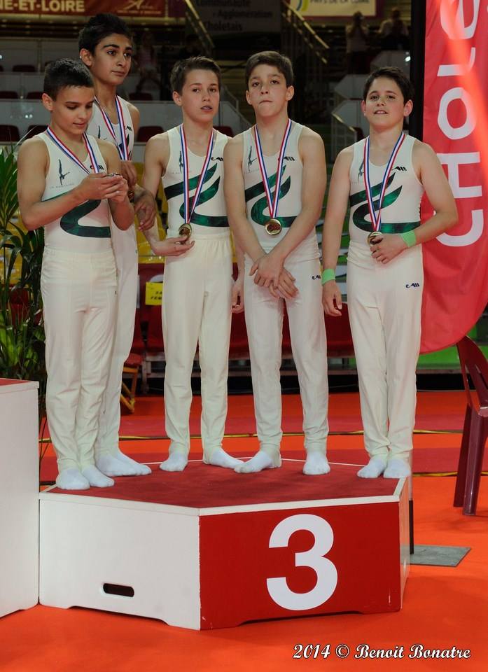 La Nantaise": podium du club de la Nantaise 3ème en DC1 benjamin/minime. Et l'autre photo: Podium DC1 benjamine, 1: Hagueneau 2: Aix-en-Provence 3: Dunkerque. Les photos sont de Benoît Bonatre.