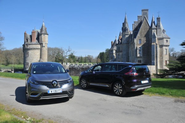 Nouveau Renault Espace - Crossover (2)_resultat