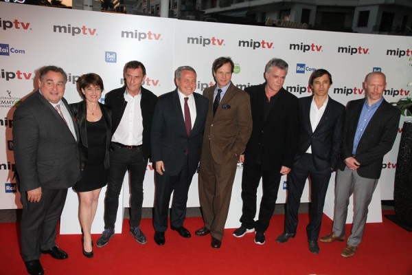 B. Paxton - O. Martinez - R. Liotta (4)MIP TV 2015