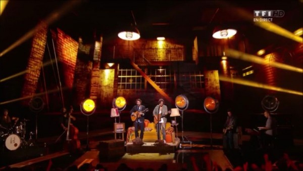REPLAY NRJ MUSIC AWARDS -Frero Delavega Live