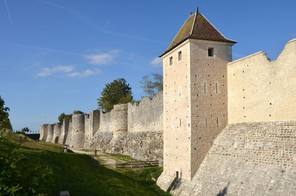 Remparts de la Cité médiévale de Provins