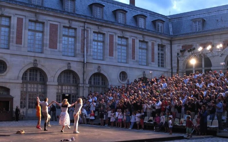 image du festival mois molière dans les grandes écuries à Versailles