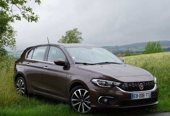 -1- Fiat tipo 3quarts champêtrr