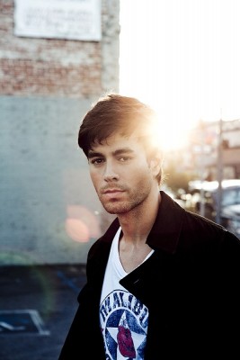 Enrique-Iglesias-