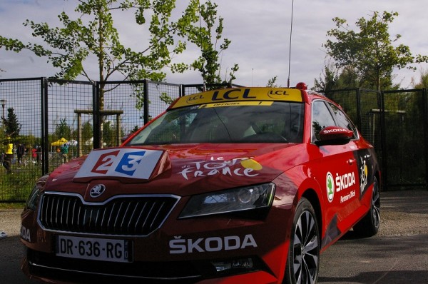 Voiture rouge 1 Skoda Tour de France
