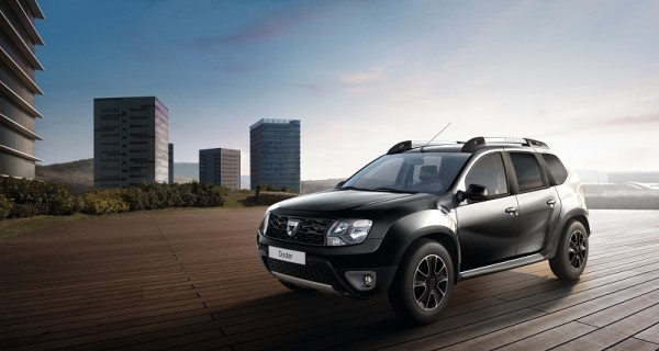 dacia-duster-black-touch