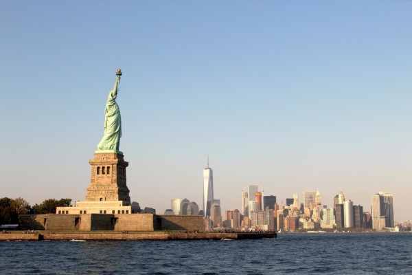 statue-of-liberty-1031550_1920
