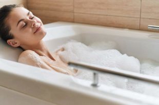 baigoire-petite-salle-de-bain-une