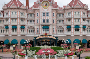 disneyland-mains