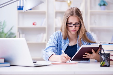 s’améliorer pour ne plus faire de fautes d’orthographe