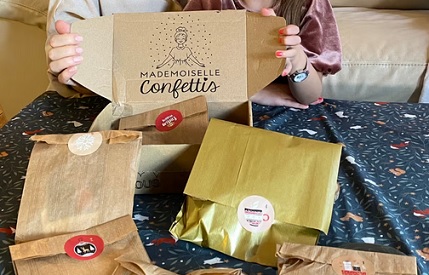 Mademoiselle-Confettis-Calendrier-Avent-beauté-accessoires-coffret-pochettes-kraft Mademoiselle-Confettis-Calendrier-Avent-beauté-accessoires-coffret-pochettes-kraft