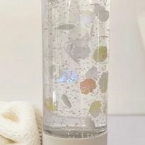 Atelier-Gigogne-Bouteille-sensorielle-moutons-phosphorescents