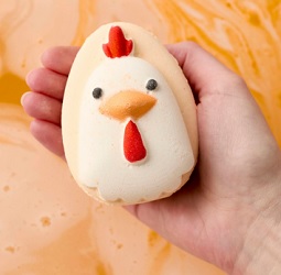 Bombe-bain-Big-Dilemma-poule-Paques-Lush Bombe-bain-Big-Dilemma-poule-Paques-Lush