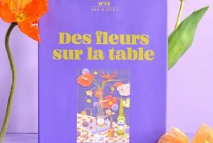 Jour-férié-puzzle-500-Des-fleurs-sur-la-table