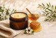 Pourquoi le miel de manuka est devenu un ingrédient incontournable des baumes pour le corps