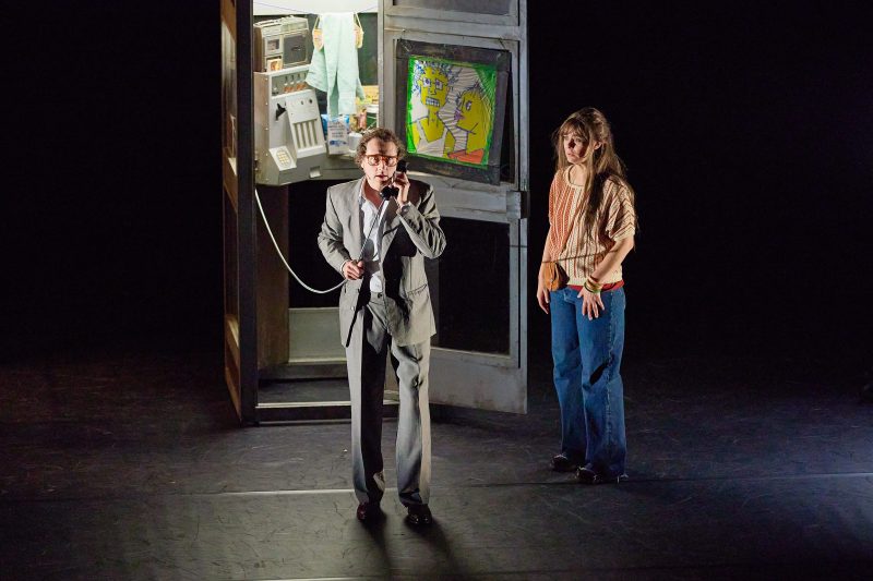 Téléphone-moi, spectacle de théâtre sur une histoire familiale et la transmission intergénérationnelle